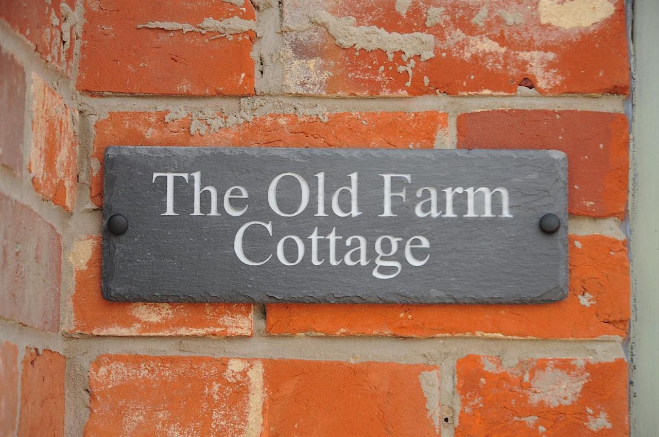 Northlands Farm - Old Farm Cottage Chichester Buitenkant foto